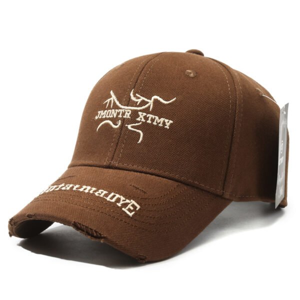 Embroidered Brim Logo Washed Cotton Baseball Cap - 图片 11